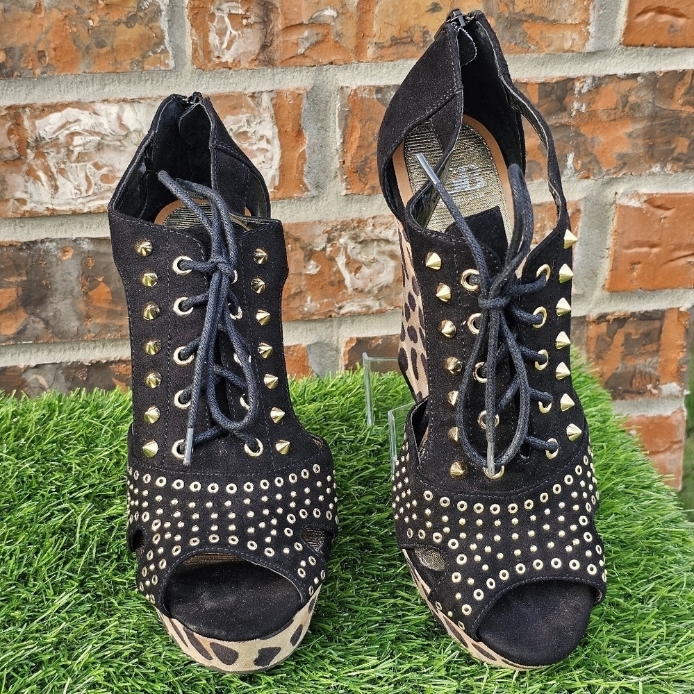 Gianni Bini Leopard Print Platform Wedge Heels, Women's Size 10